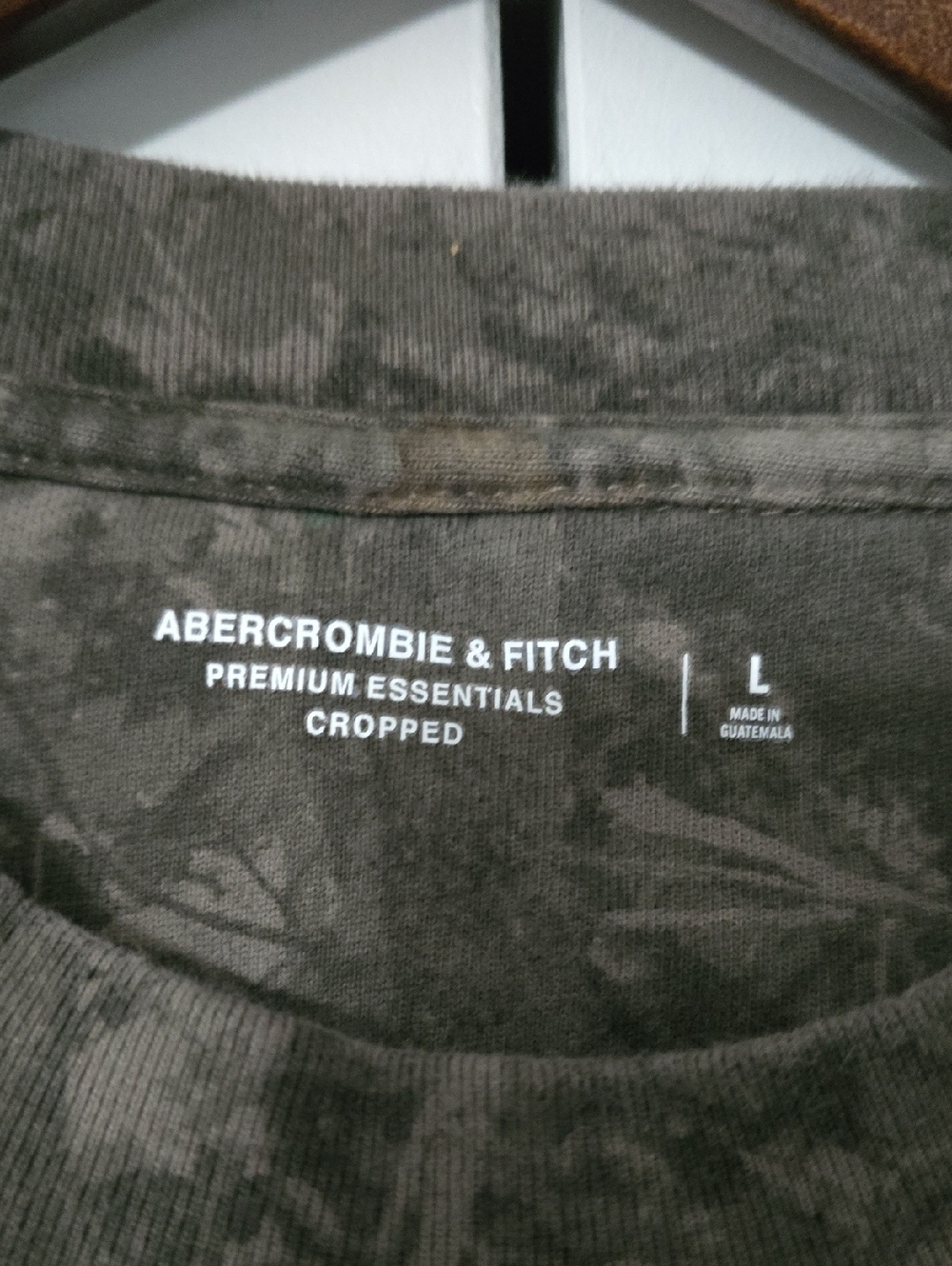Abercrombie & Fitch Green and Brown Camouflage Cropped Short-Sleeve Tee - Picture 2 of 3